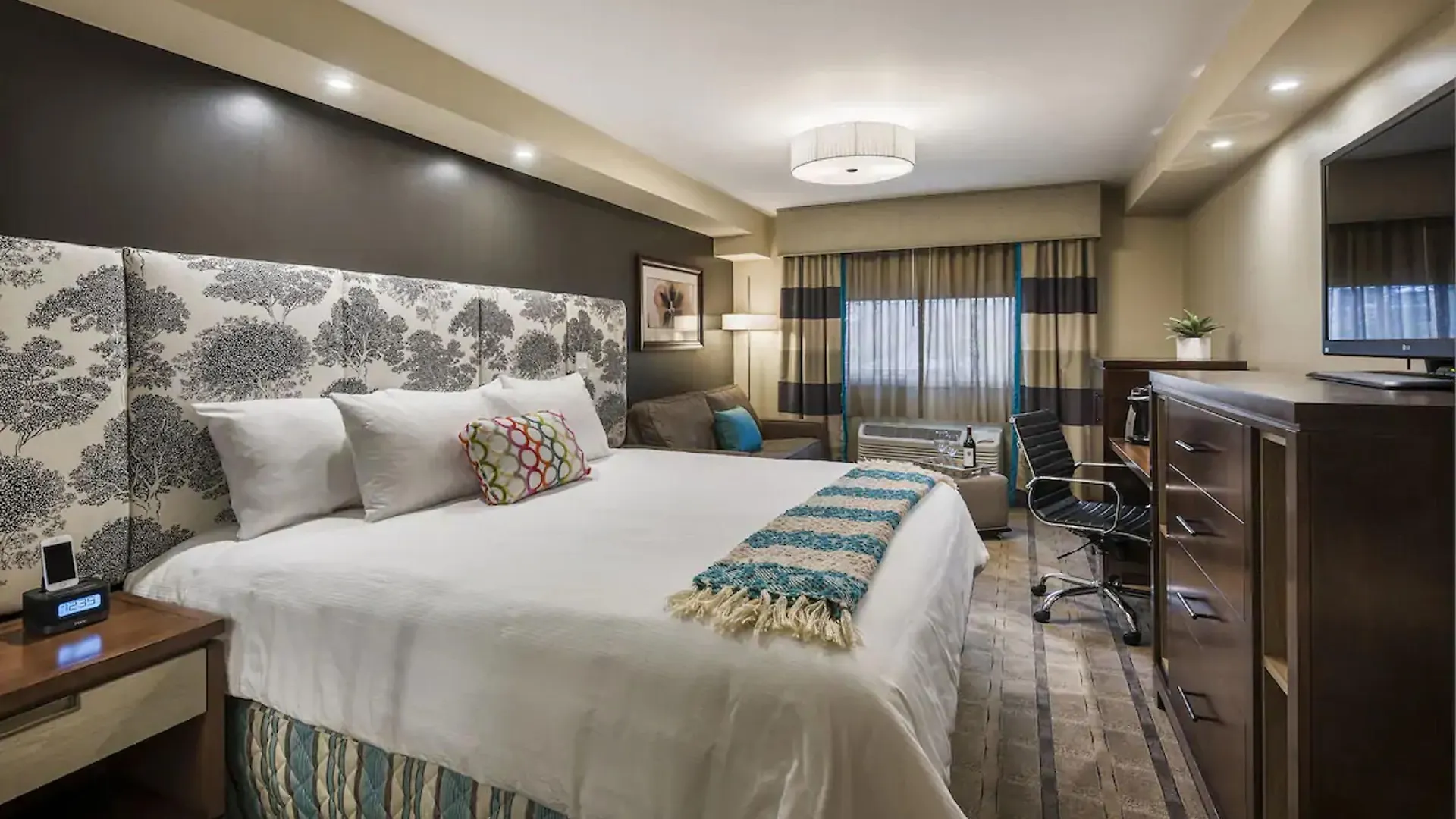 The Kenilworth Hotel - Newark Airport West